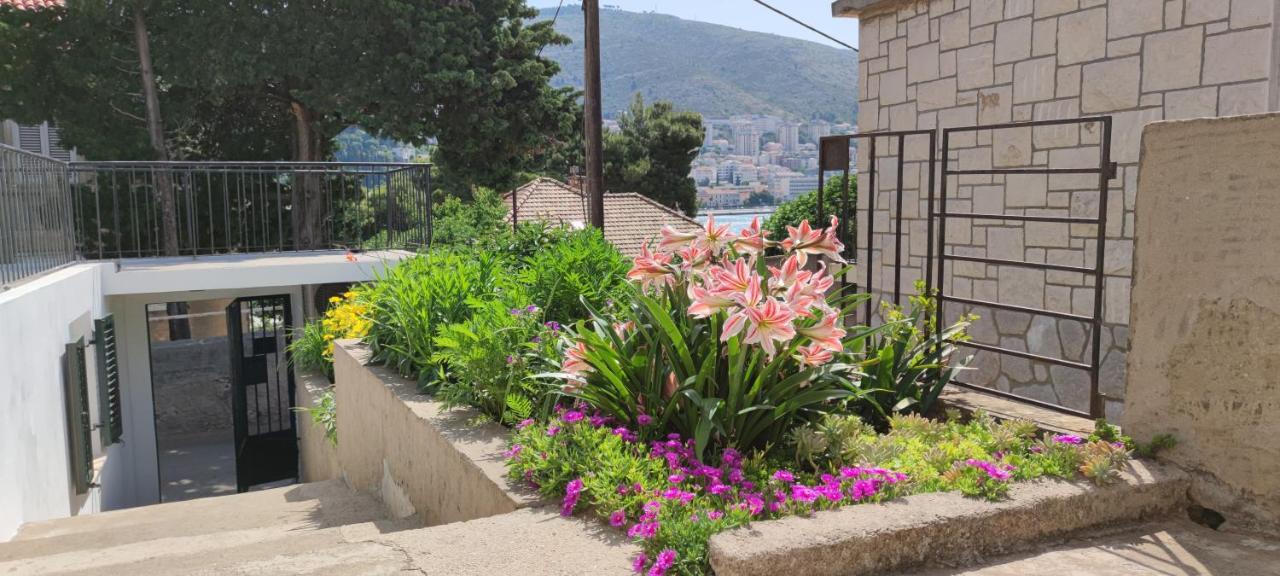 Apartment "Orangina" Sea - Nature - Relax - Ideal For Couples ดูบรอฟนิก ภายนอก รูปภาพ
