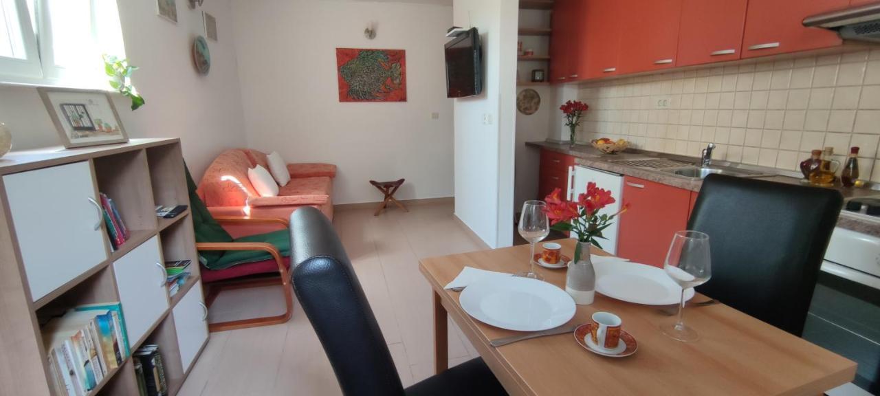 Apartment "Orangina" Sea - Nature - Relax - Ideal For Couples ดูบรอฟนิก ภายนอก รูปภาพ