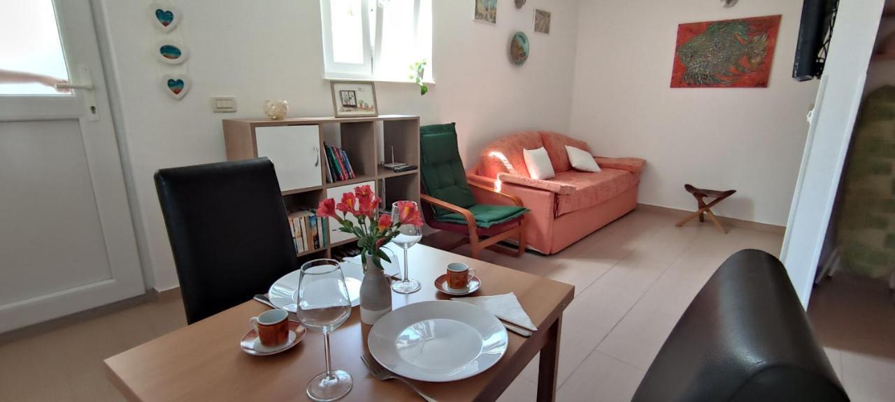 Apartment "Orangina" Sea - Nature - Relax - Ideal For Couples ดูบรอฟนิก ภายนอก รูปภาพ